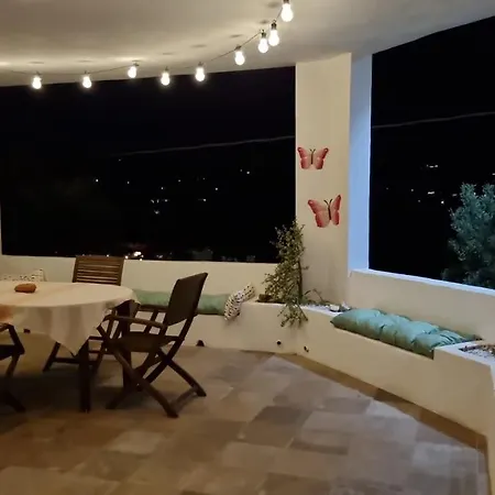 Le Farfalle بيت للعطل
