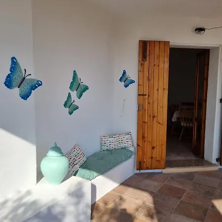 Le Farfalle In Trifamiliare Casa vacanze Porto Istana
